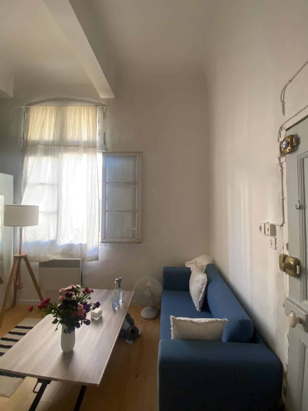 Studio – 19.2m2 – PROCHE CARDEURS – 4 RUE VAUVENARGUES