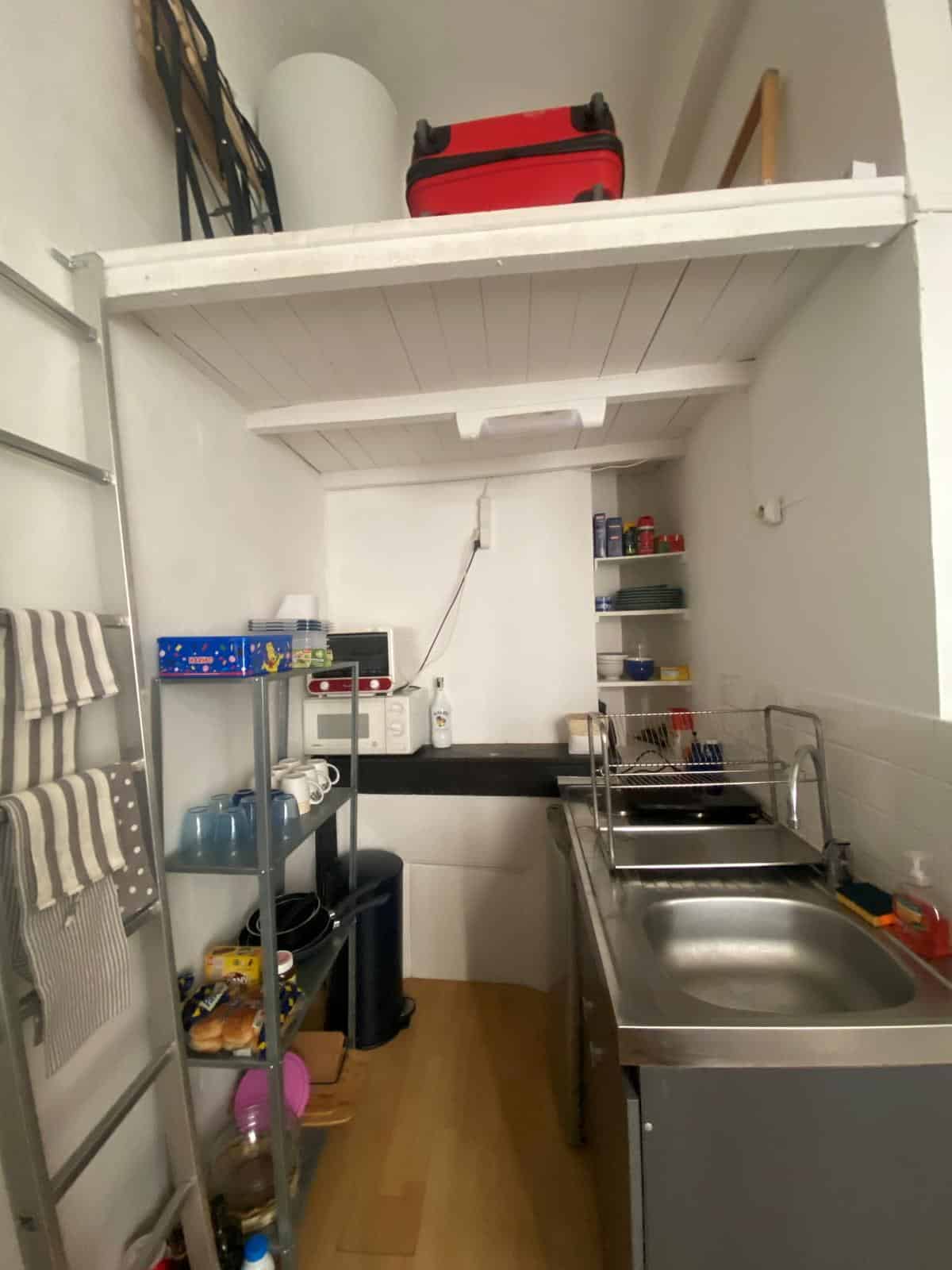 Studio – 19.2m2 – PROCHE CARDEURS – 4 RUE VAUVENARGUES