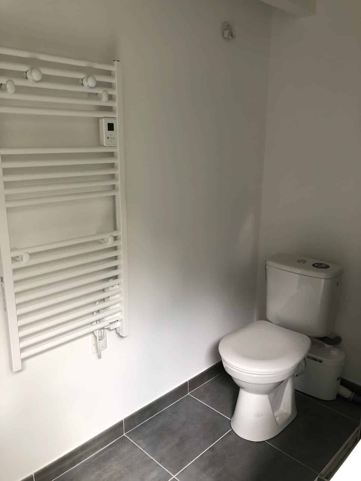 STUDIO/T1 MEUBLE A LOUER SALON DE PROVENCE