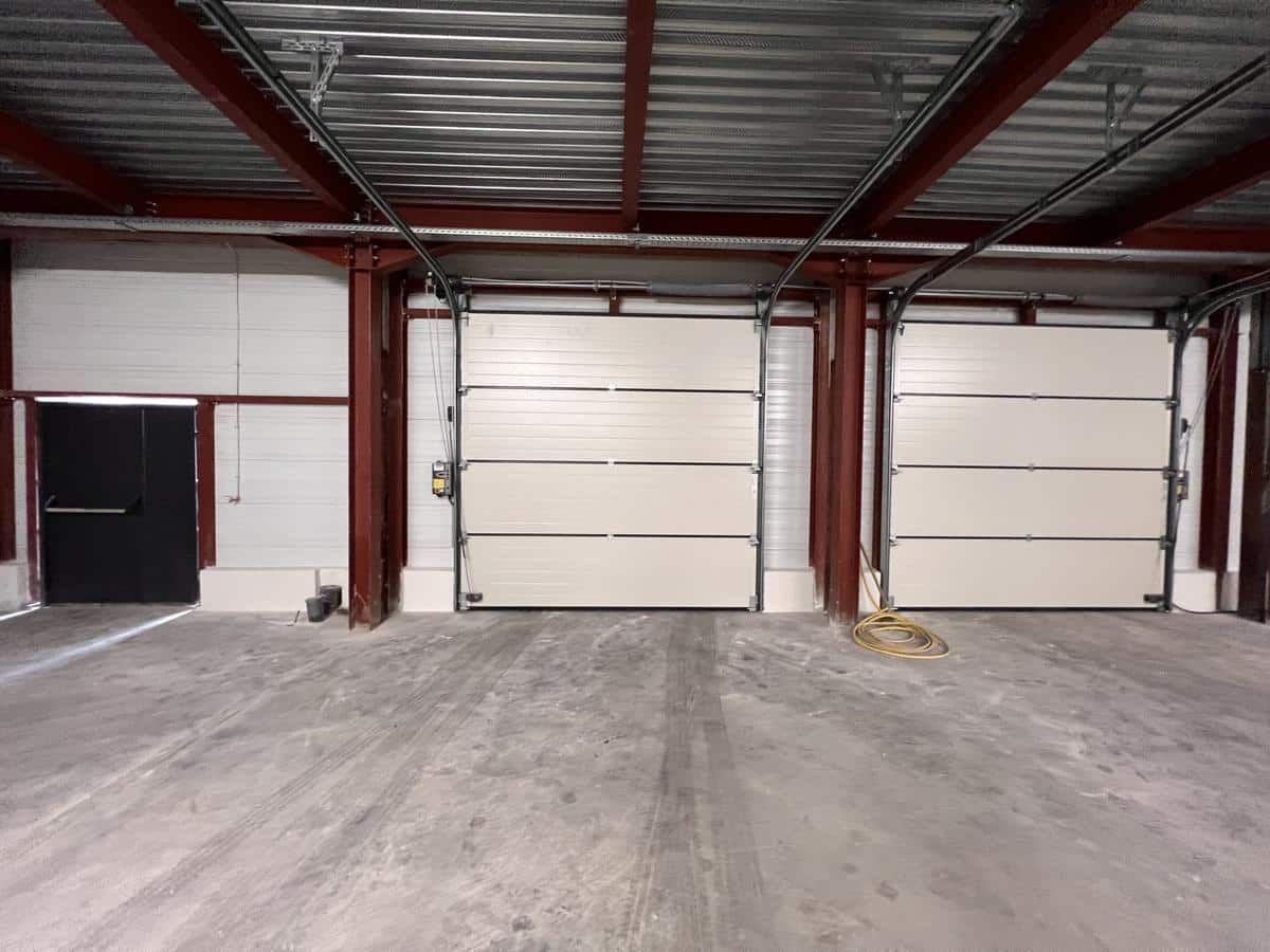 Divisible commercial or professional premises 13010 Marseille