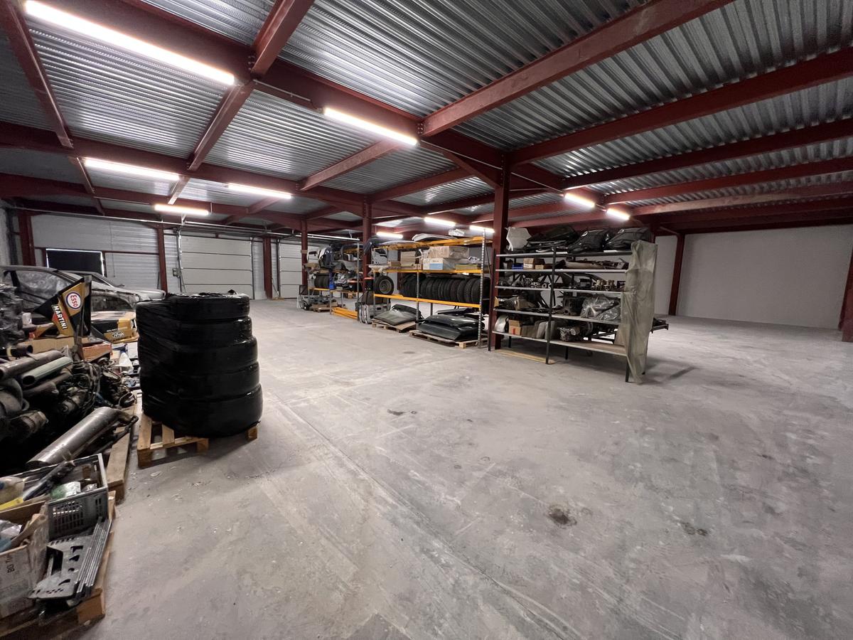 Divisible commercial or professional premises 13010 Marseille