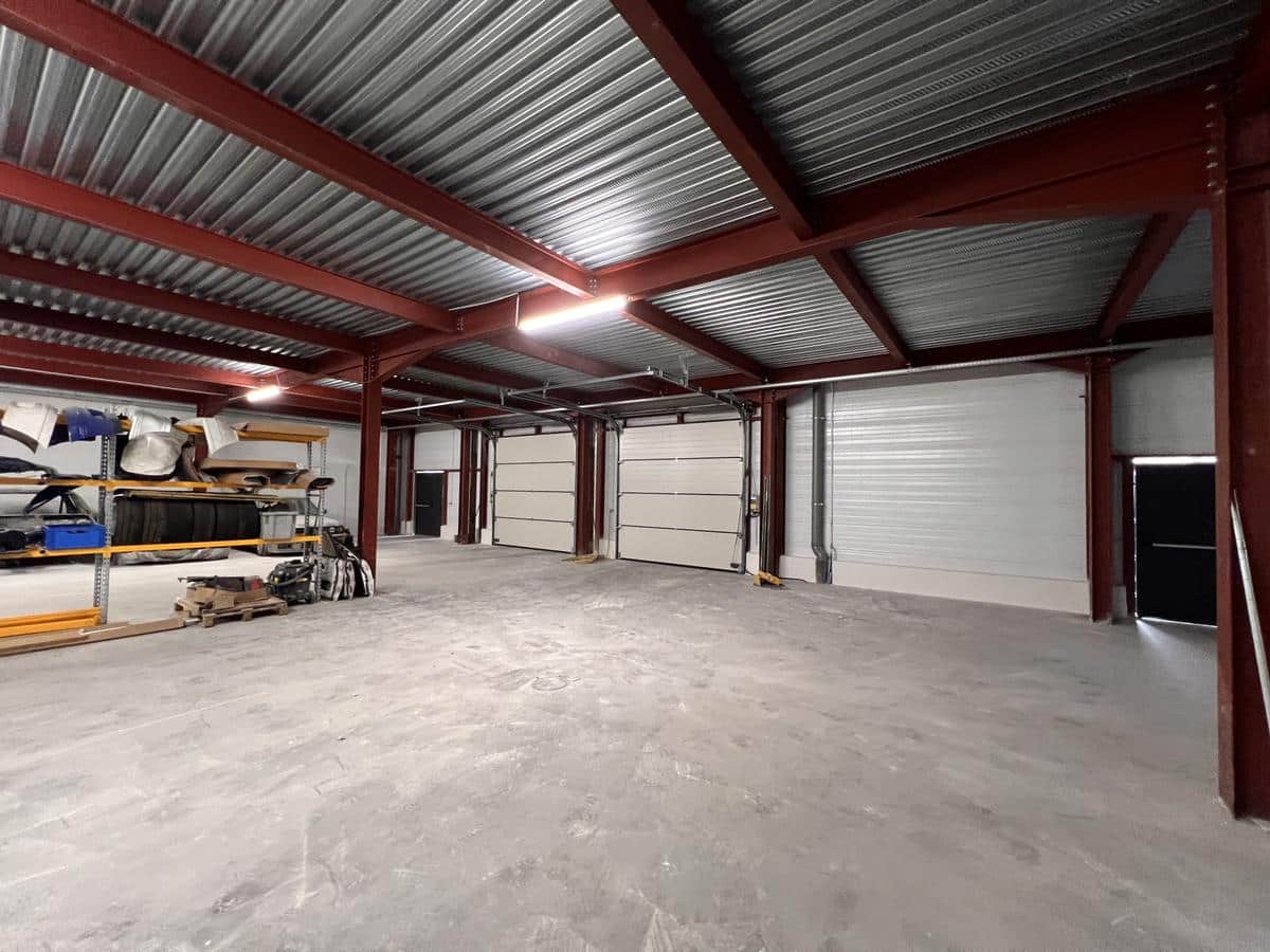 Divisible commercial or professional premises 13010 Marseille