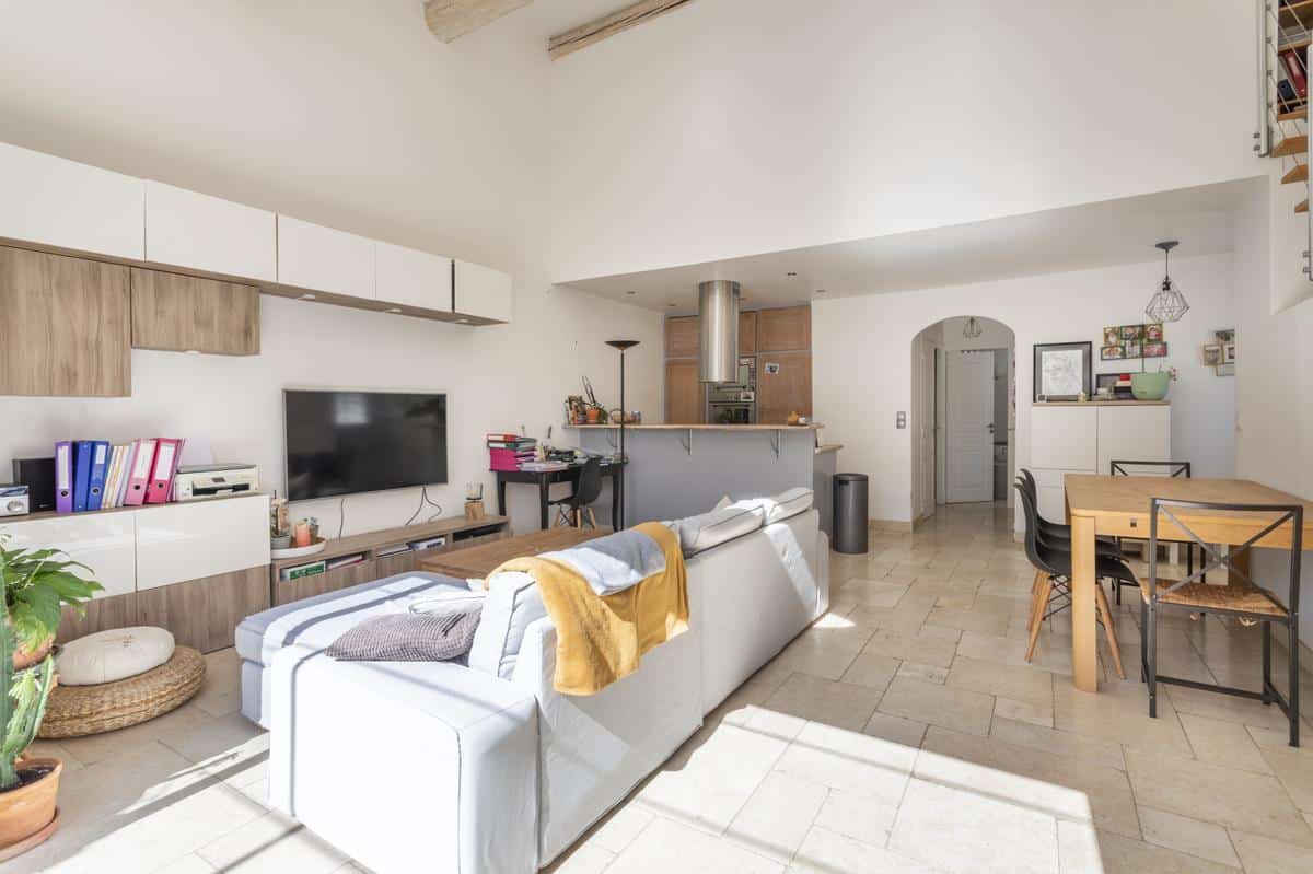 Maison mitoyenne dans un environ trés calme