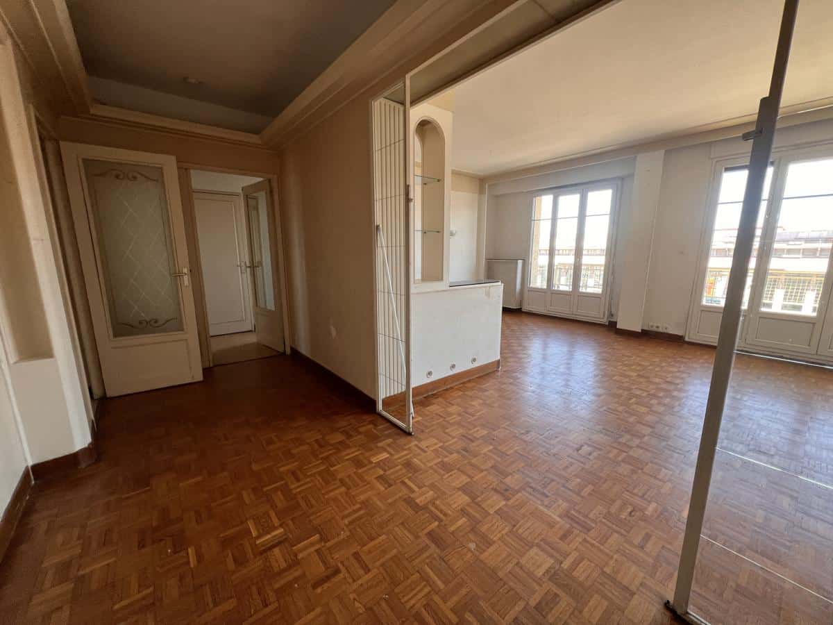 Type 3/4 Marseille 1st (Saint-Charles / Maurice Bourdet)