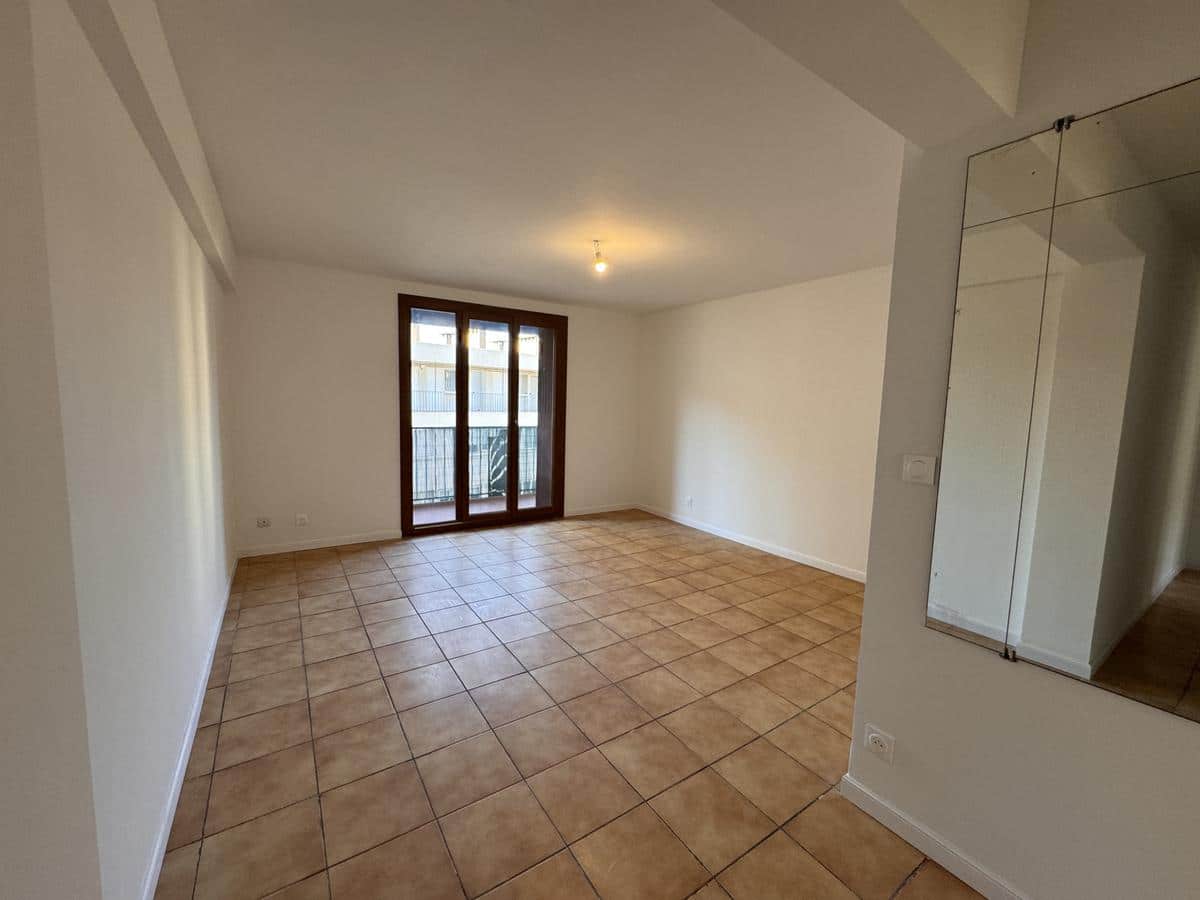 Marseille : appartement de 62.92m2 en location