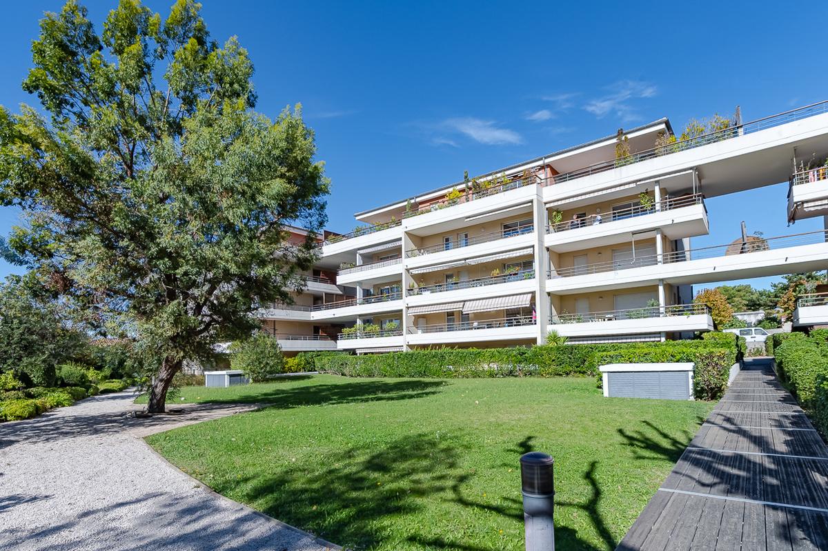 MARSEILLE 12EME SAINT BARNABE VILLAGE T3 TERRACE P...