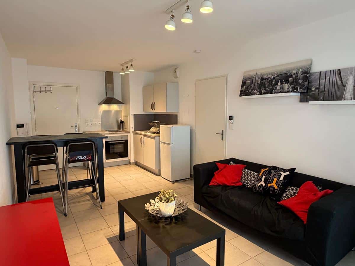 2-room apartment + balcony + parking space – ORIGIN Residence, rue Magdel