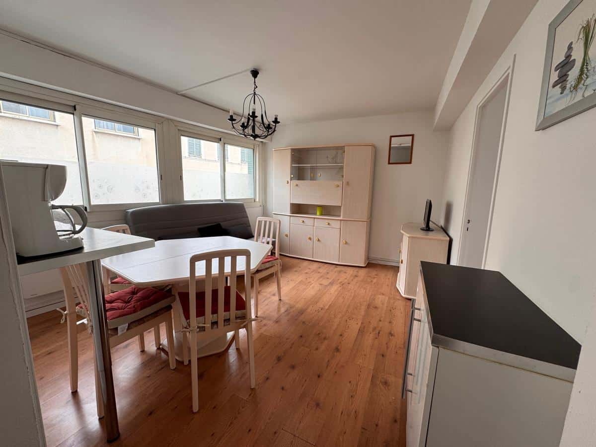 TYPE 2 MEUBLE – PROXIMITE PLACE DU 4 SEPTEMBRE