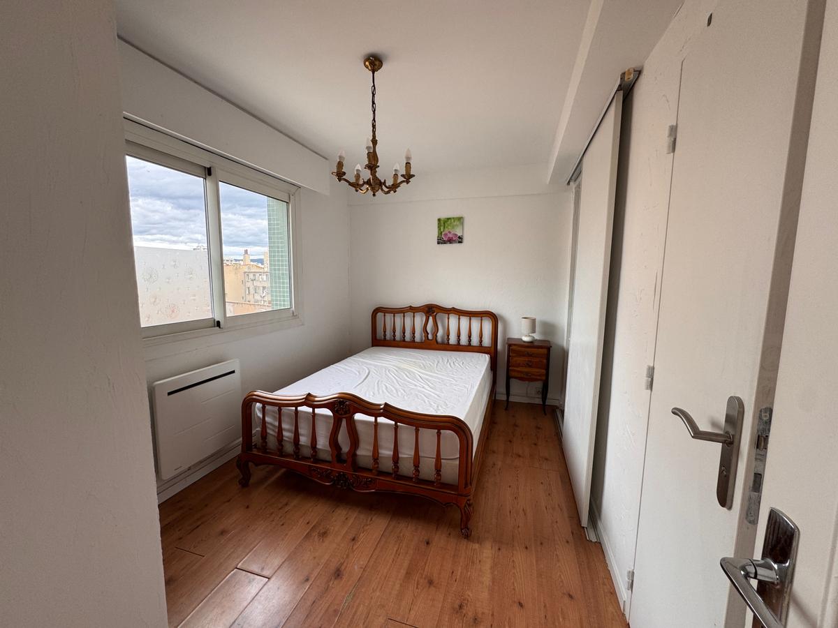 TYPE 2 MEUBLE – PROXIMITE PLACE DU 4 SEPTEMBRE