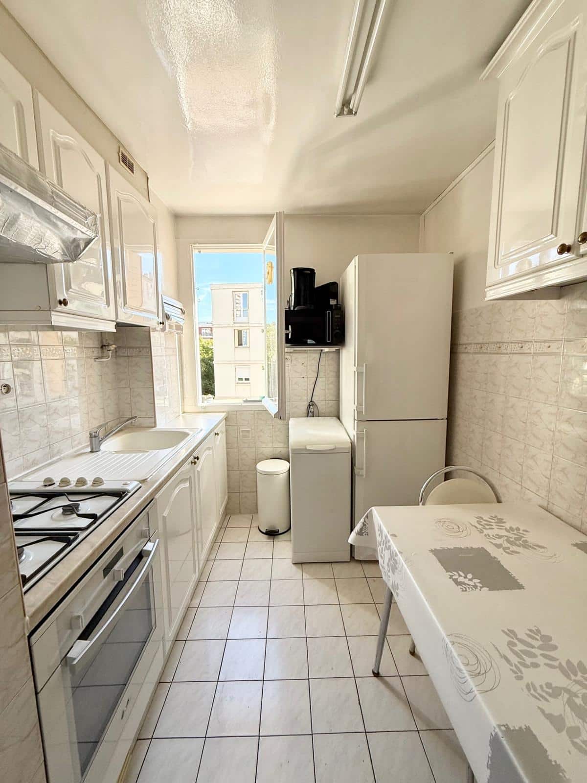 Type 4 of 63 m2 13009 Marseille