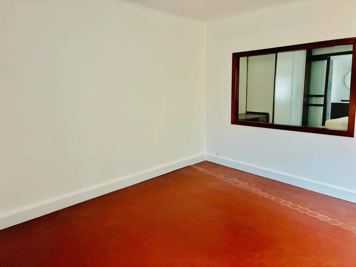 Two-room apartment – Aix-en-Provence