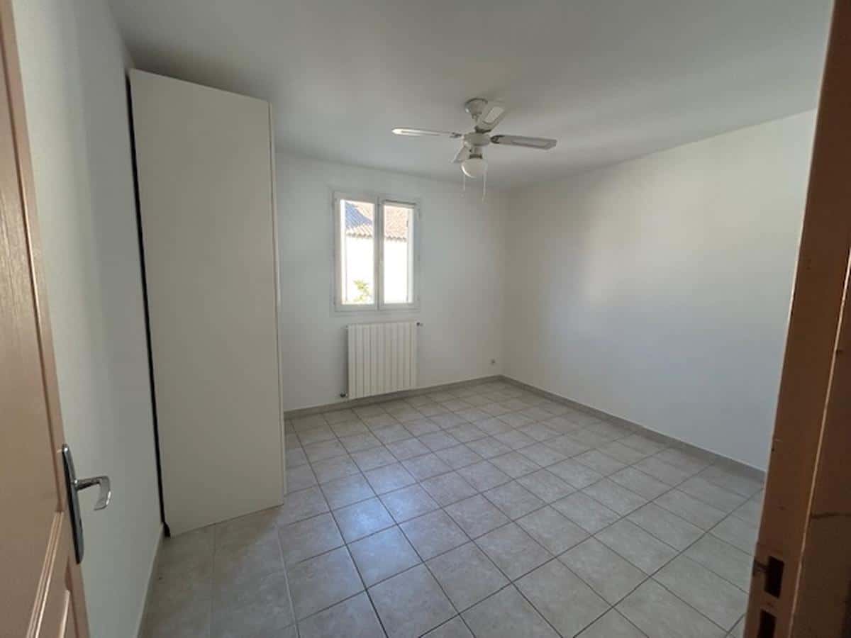 APPARTEMENT T3 A VENDRE A EYGUIERES
