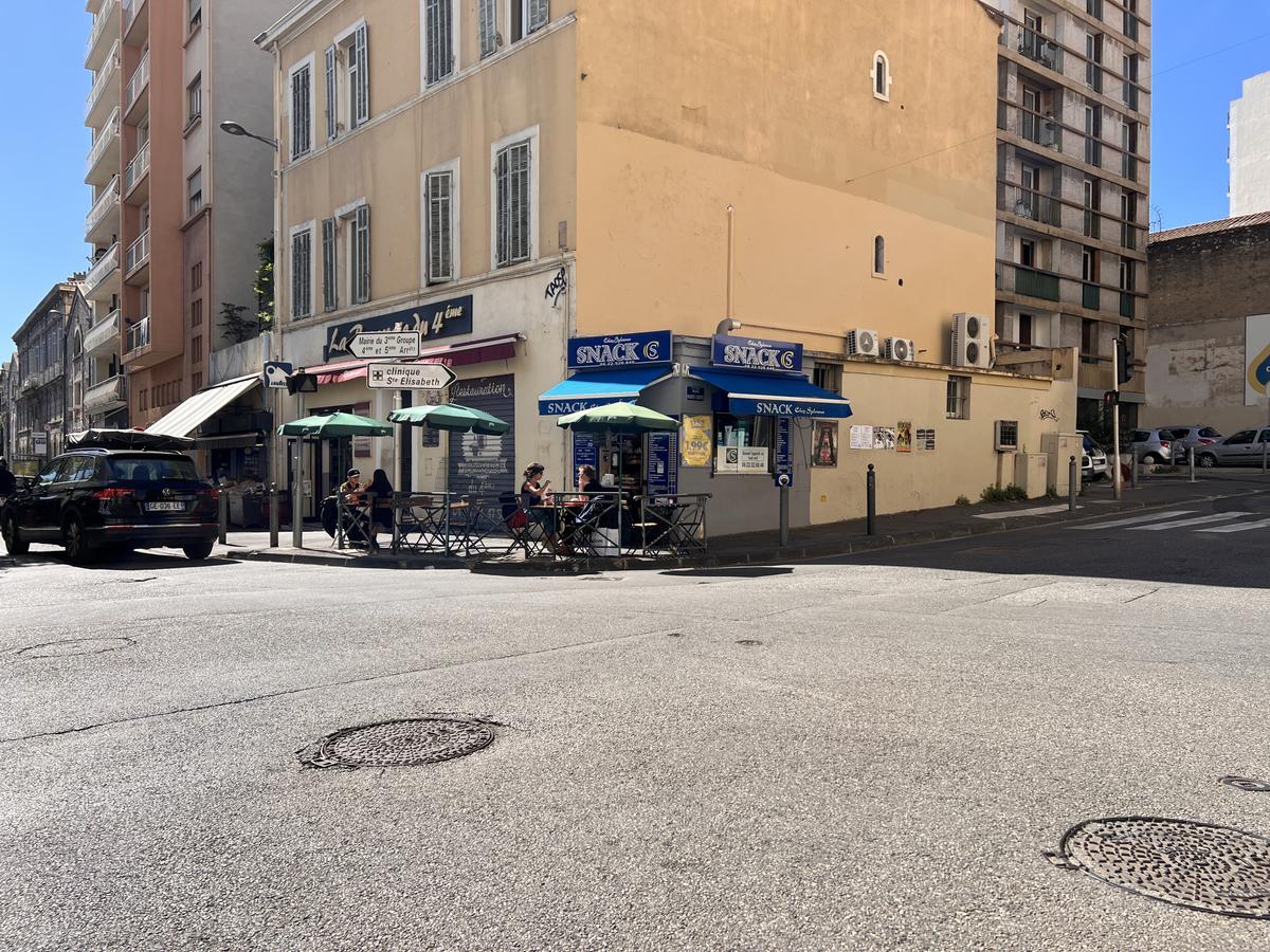 Snack   Marseille 5ème    Place Sébastopol