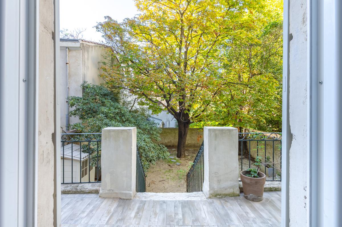 MARSEILLE 13001 QUARTIER THIERS APPARTEMENT EN REZ DE JARDIN