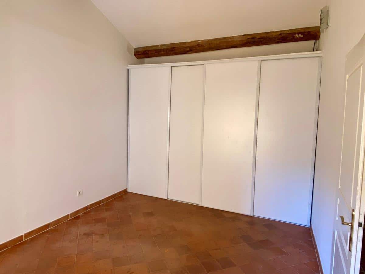 Appartement T2 centre ville rue sallier + parking