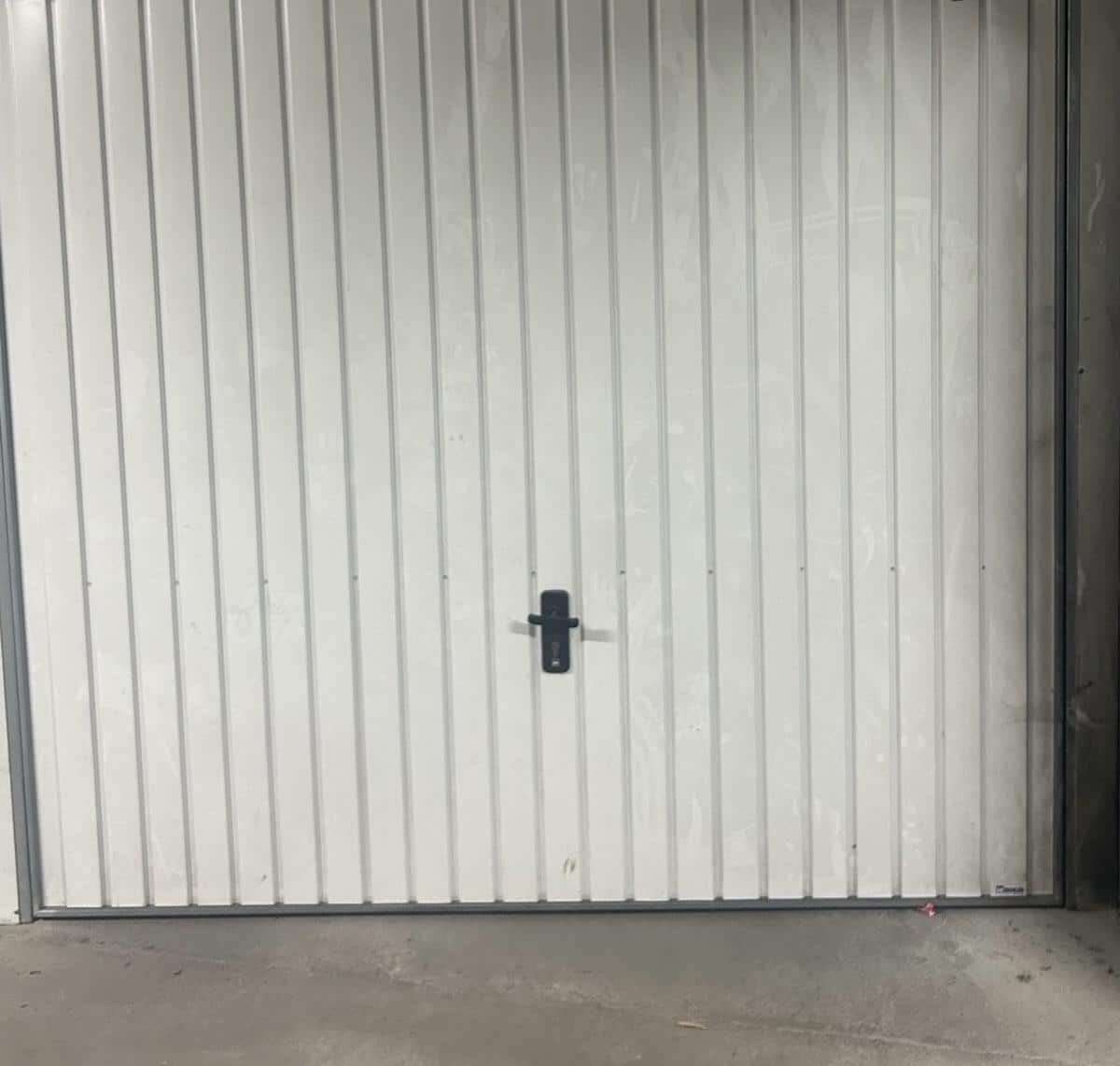 EXCLUSIVE MARSEILLE 8TH GARAGE RESIDENCE BLEU CALANQUES A