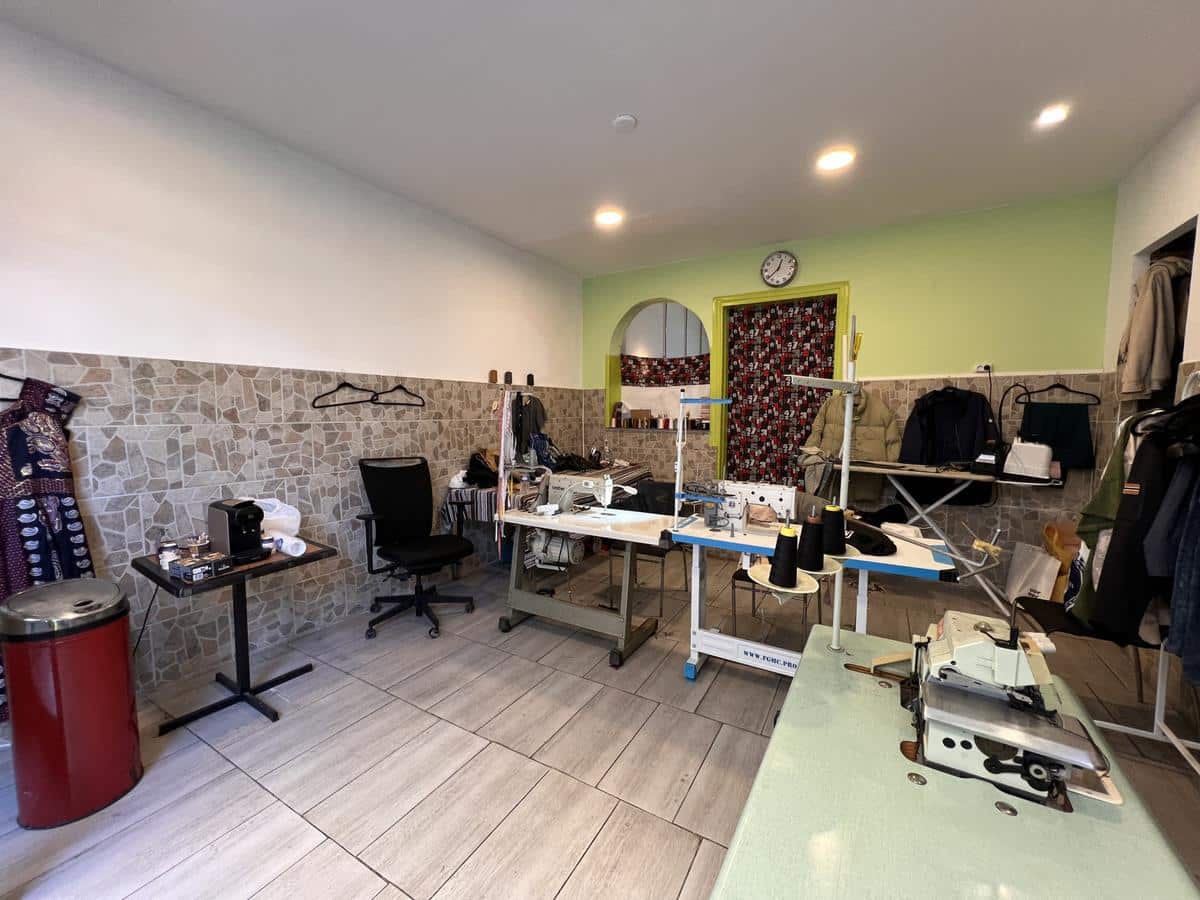 Rented commercial premises Marseille 13003