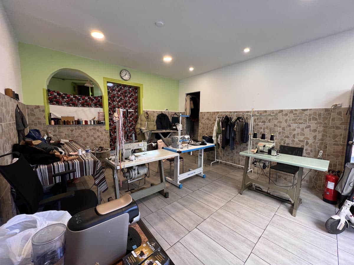 Rented commercial premises Marseille 13003