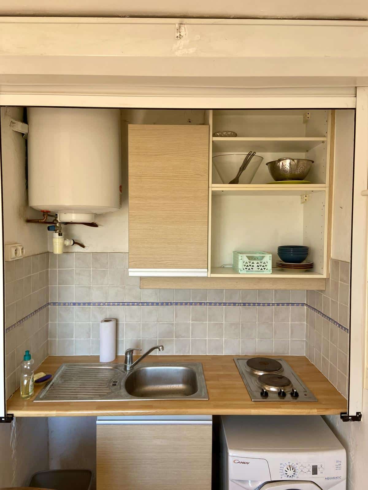 Furnished one-bedroom apartment on Rue Constantin with terrace