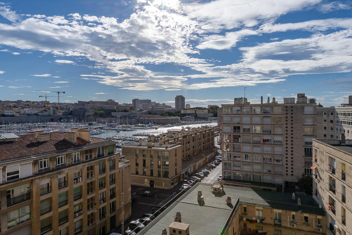 Sublime Type 3 meublé de 96 m2 Pleine vue Port