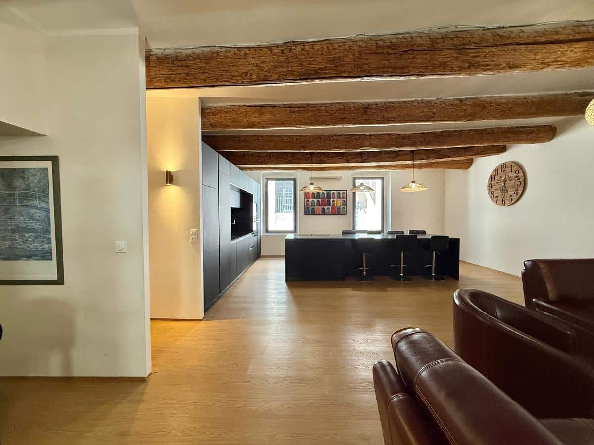 Professional premises of 120 m2 Marseille Vieux Port