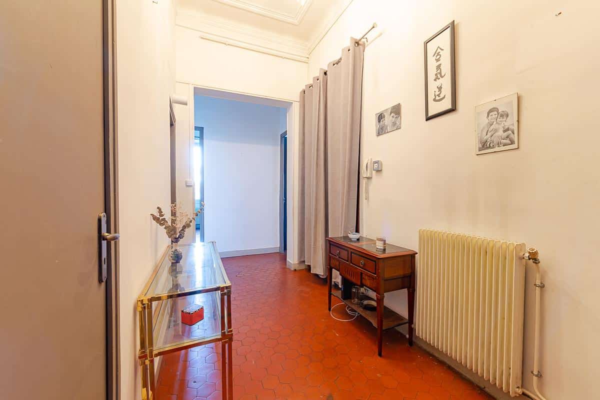 Type 4 100 m2 35 Rue de la Bibliothèque – 13001 Marseill