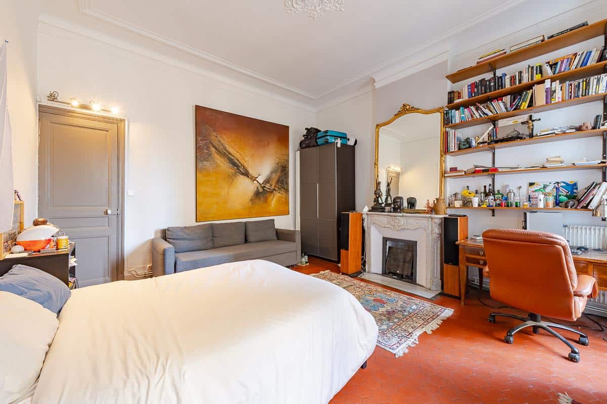 Type 4 100 m2 35 Rue de la Bibliothèque – 13001 Marseill