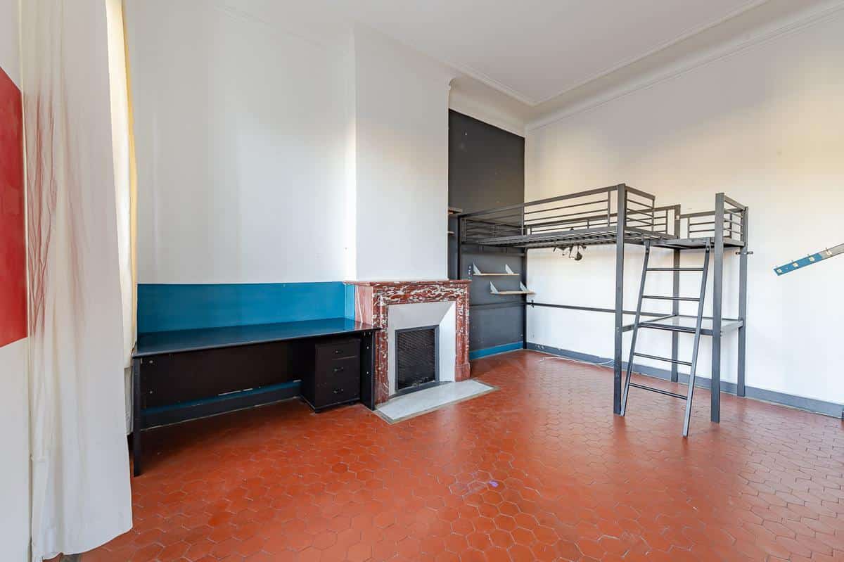 Type 4 100 m2 35 Rue de la Bibliothèque – 13001 Marseill