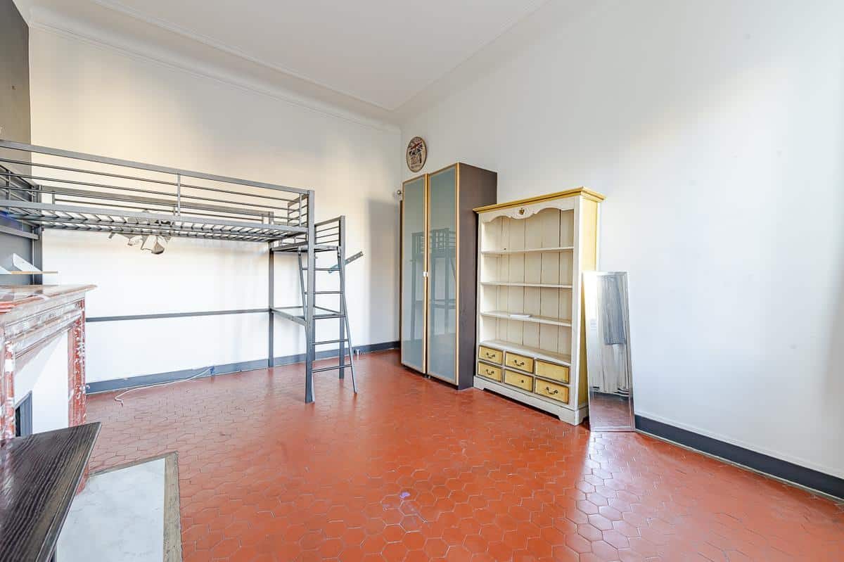 Type 4 100 m2 35 Rue de la Bibliothèque – 13001 Marseill