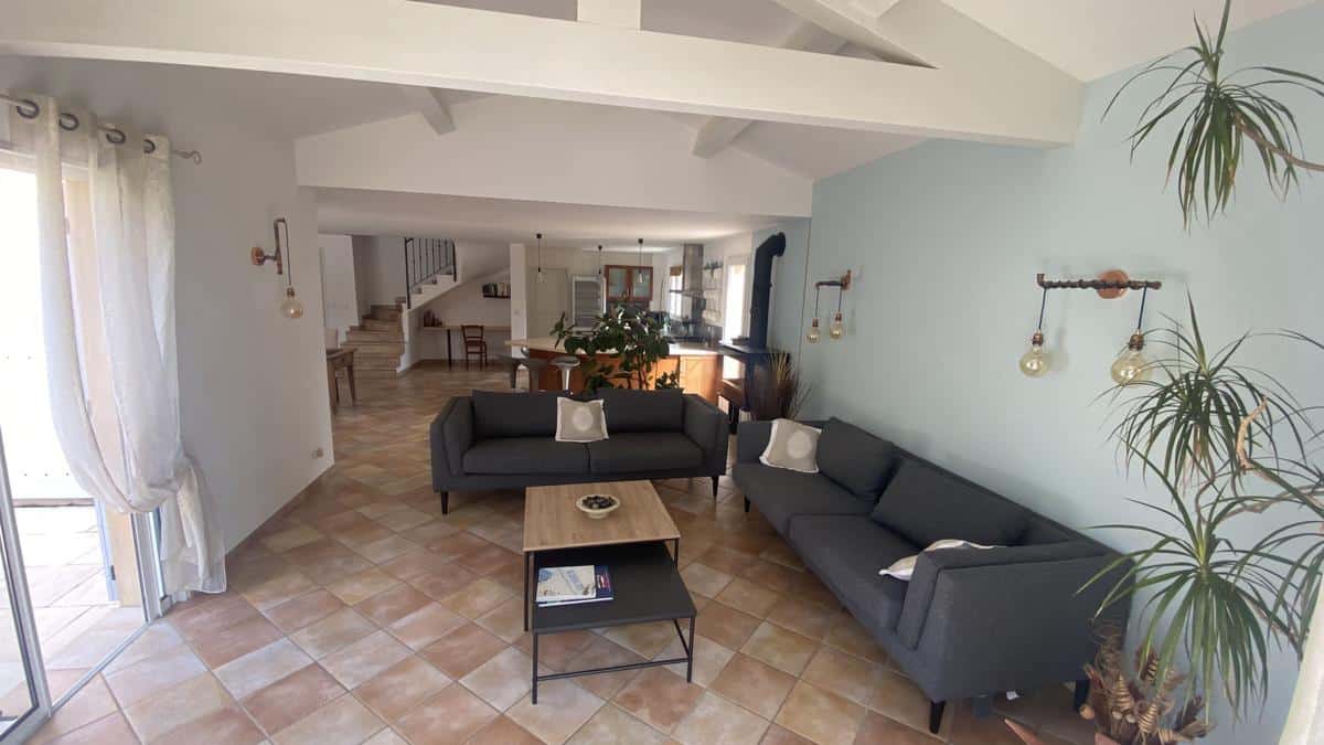 Type 4 house in Saint Savournin of 132.60 m2 furnished