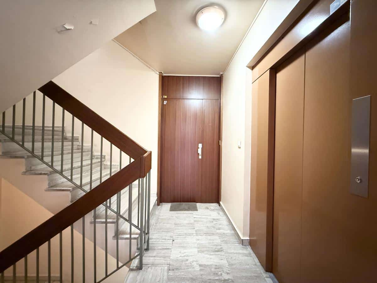 Apartment Marseille 8th + terrace