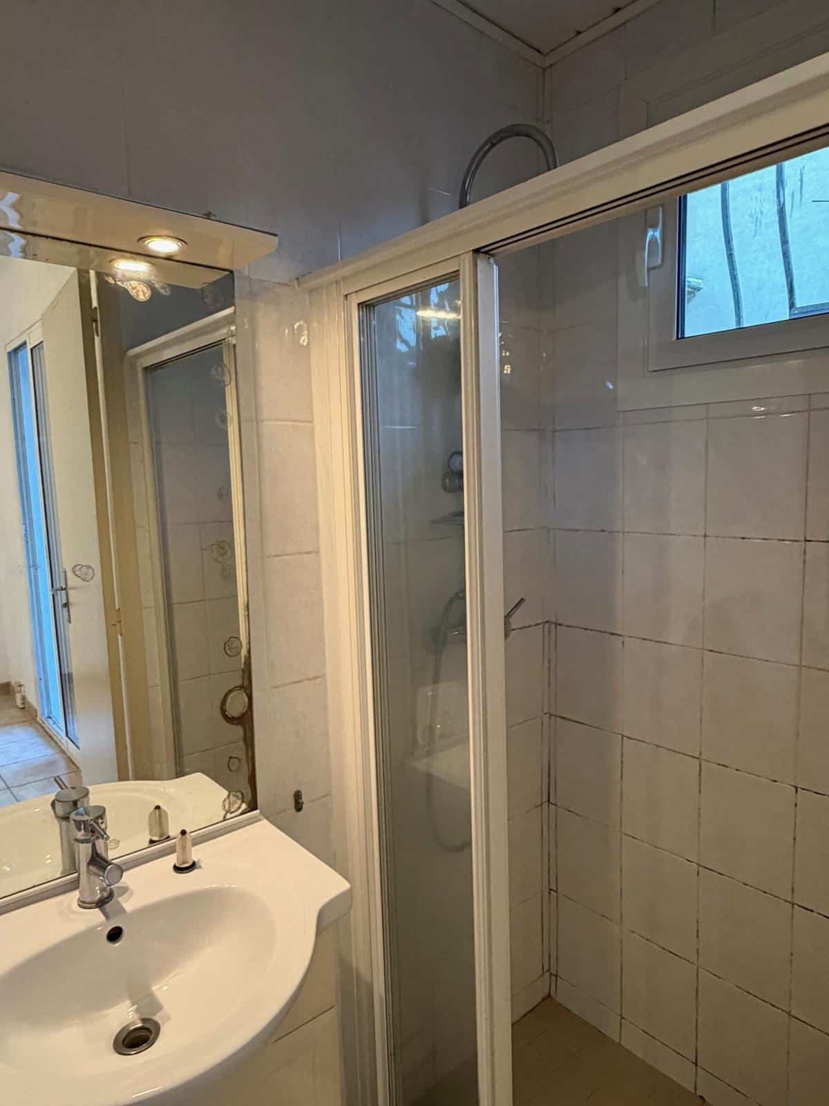 Studio Secteur St Jerome – 9 Bis cours d’Orbitelle –  Proxim