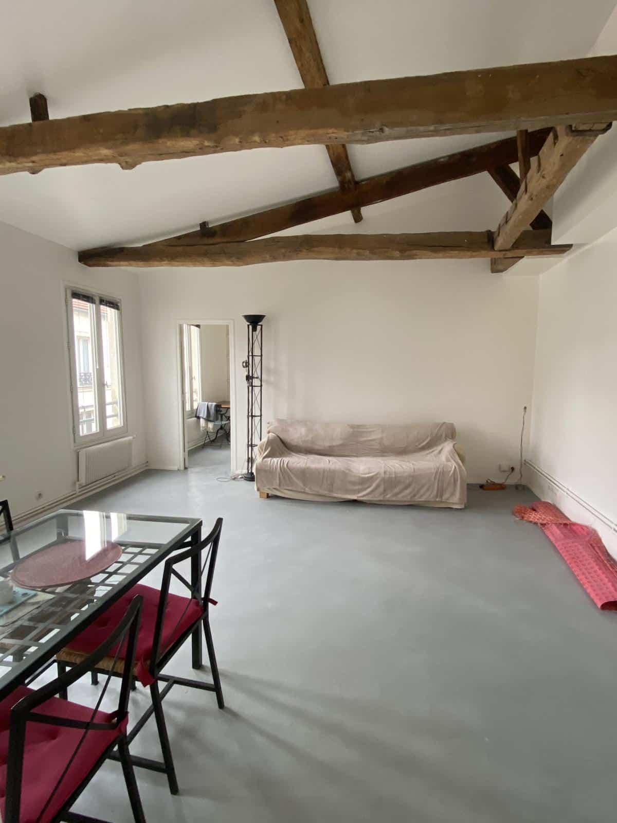 12ÈME PASSAGE DU GENIE : LOFT EN DEUX PIECES REFAIT NEUF