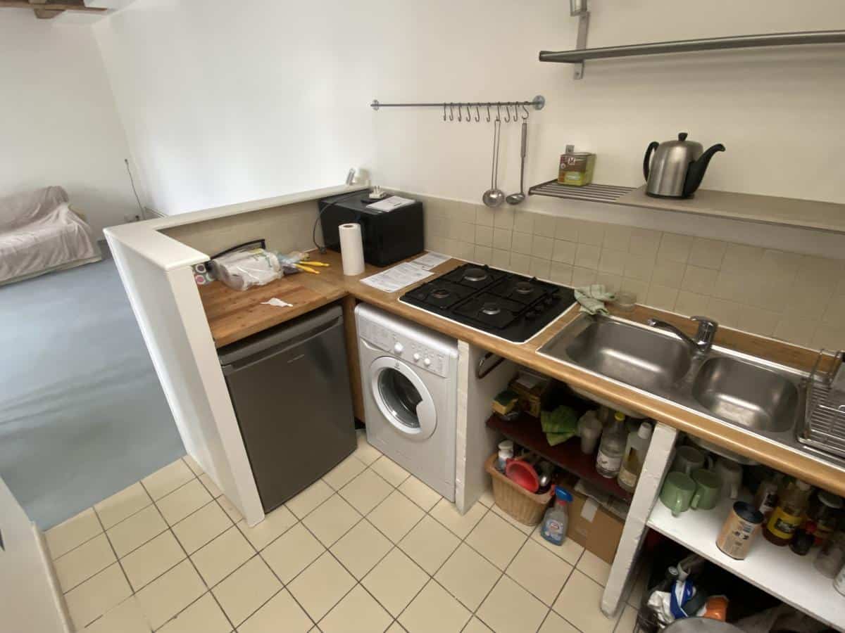 12ÈME PASSAGE DU GENIE : LOFT EN DEUX PIECES REFAIT NEUF