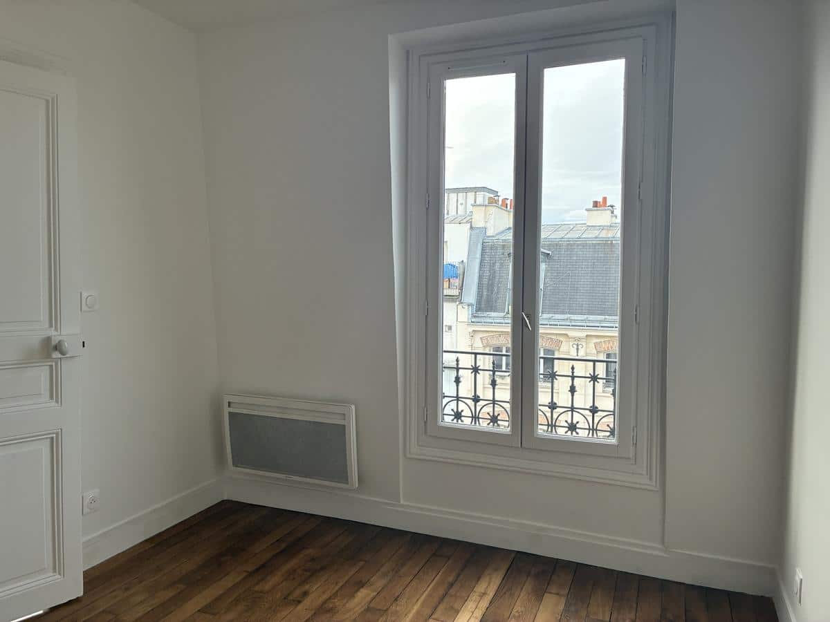 10th district LOUIS BLANC: NEWLY RENOVATED TWO-ROOM APARTMENT FOR RENT