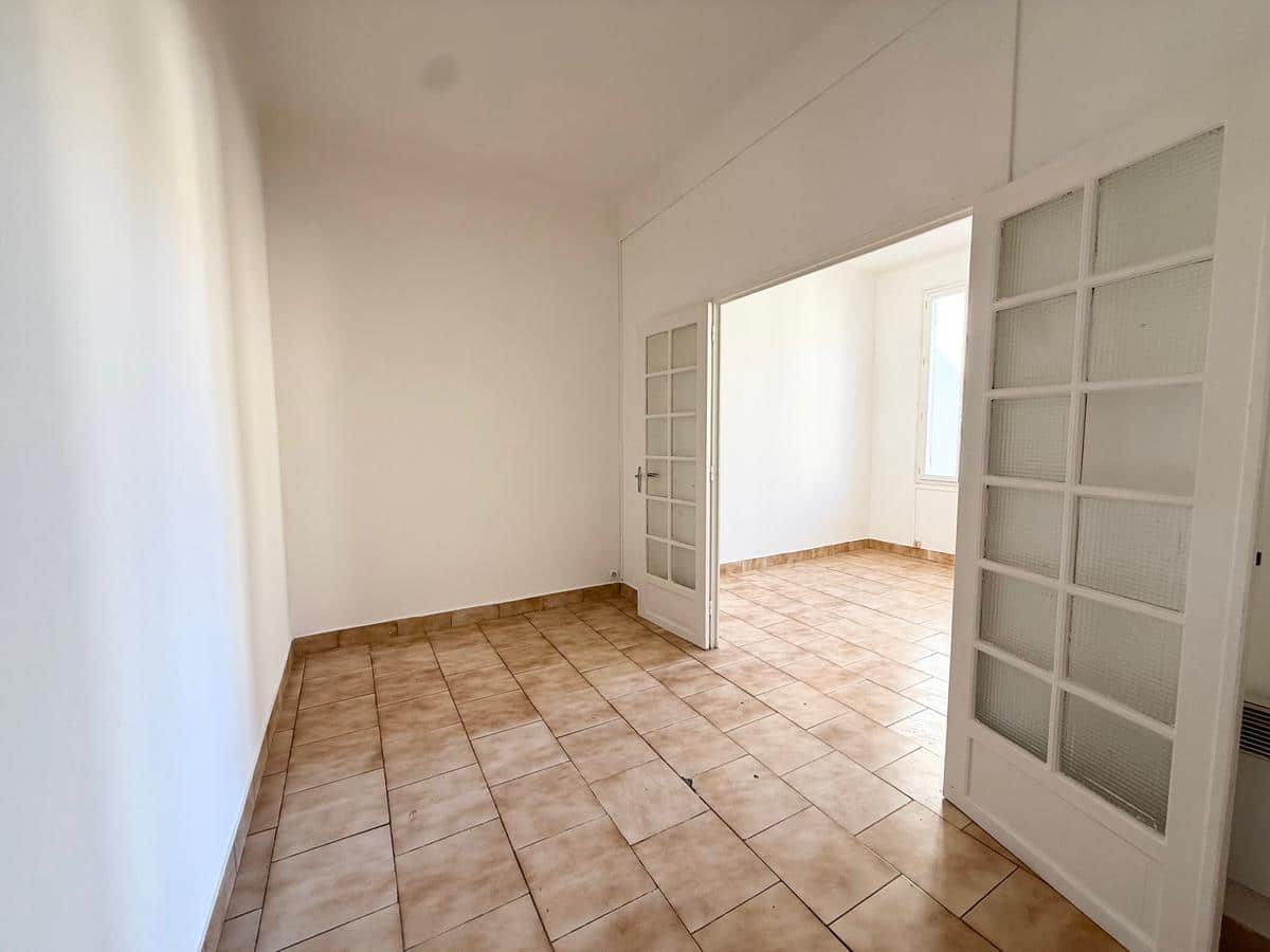 Type 1/2 de 30 m2 13010 Marseille