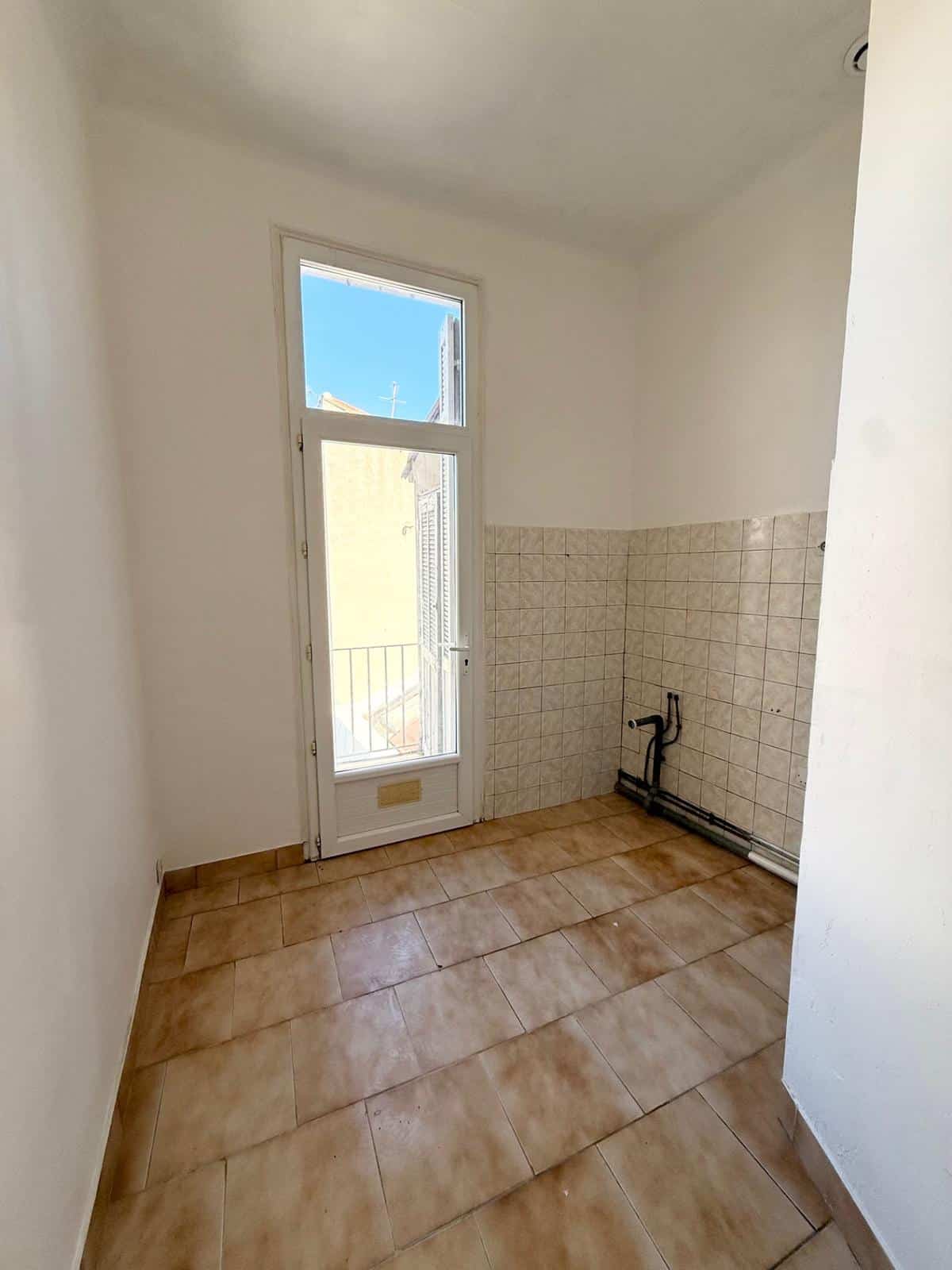 Type 1/2 de 30 m2 13010 Marseille