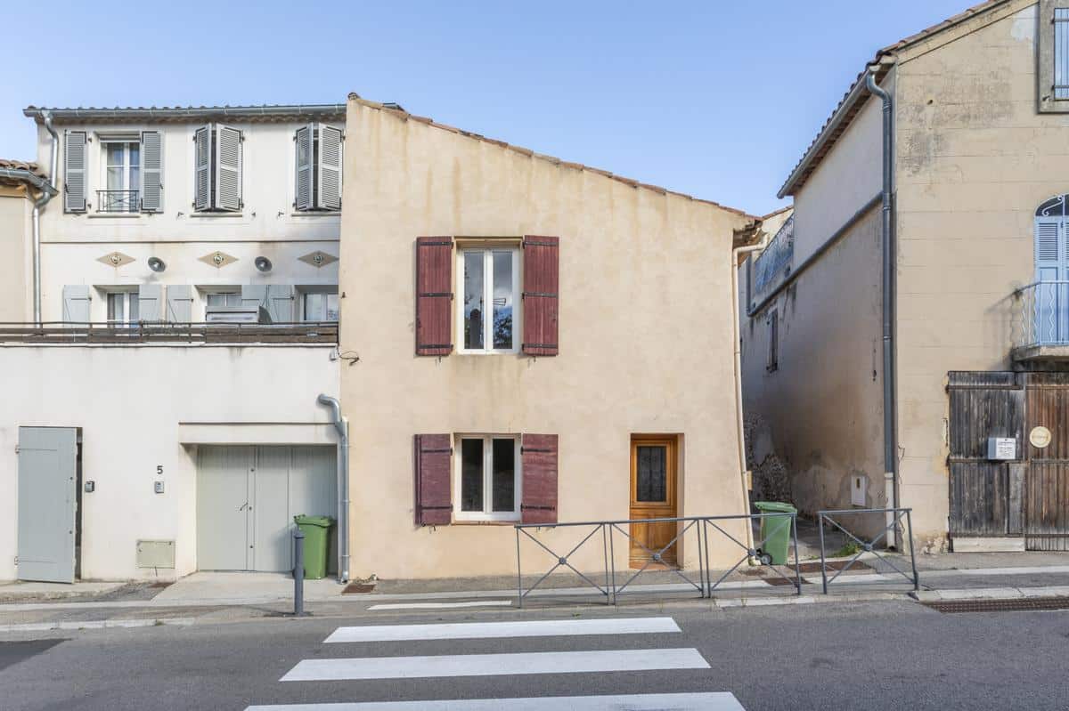 Maison de village T4 de 97.26 au coeur du village de Bouc