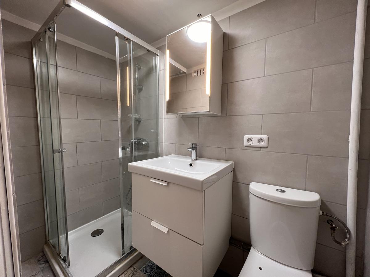 Type Maisonnette fond de cour Marseille 13008