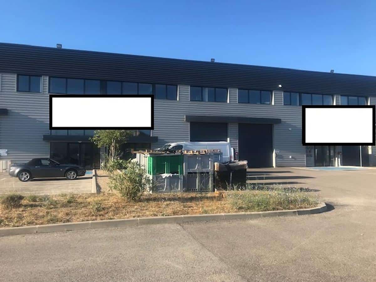 BUSINESS PREMISES FOR RENT SALON DE PROVENCE