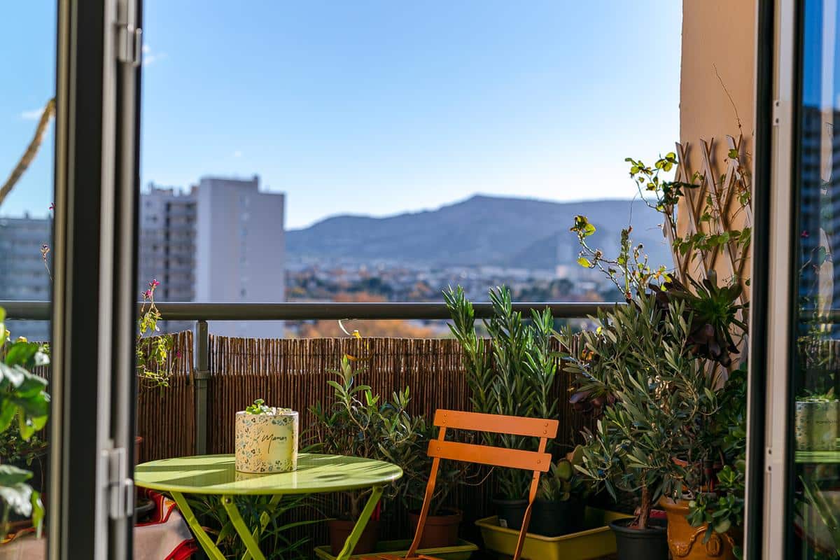 MARSEILLE 9EME T4 DERNIER ETAGE AU CALME 195 000...