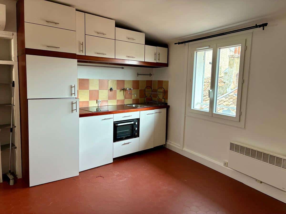 Two-room apartment – Aix-en-Provence