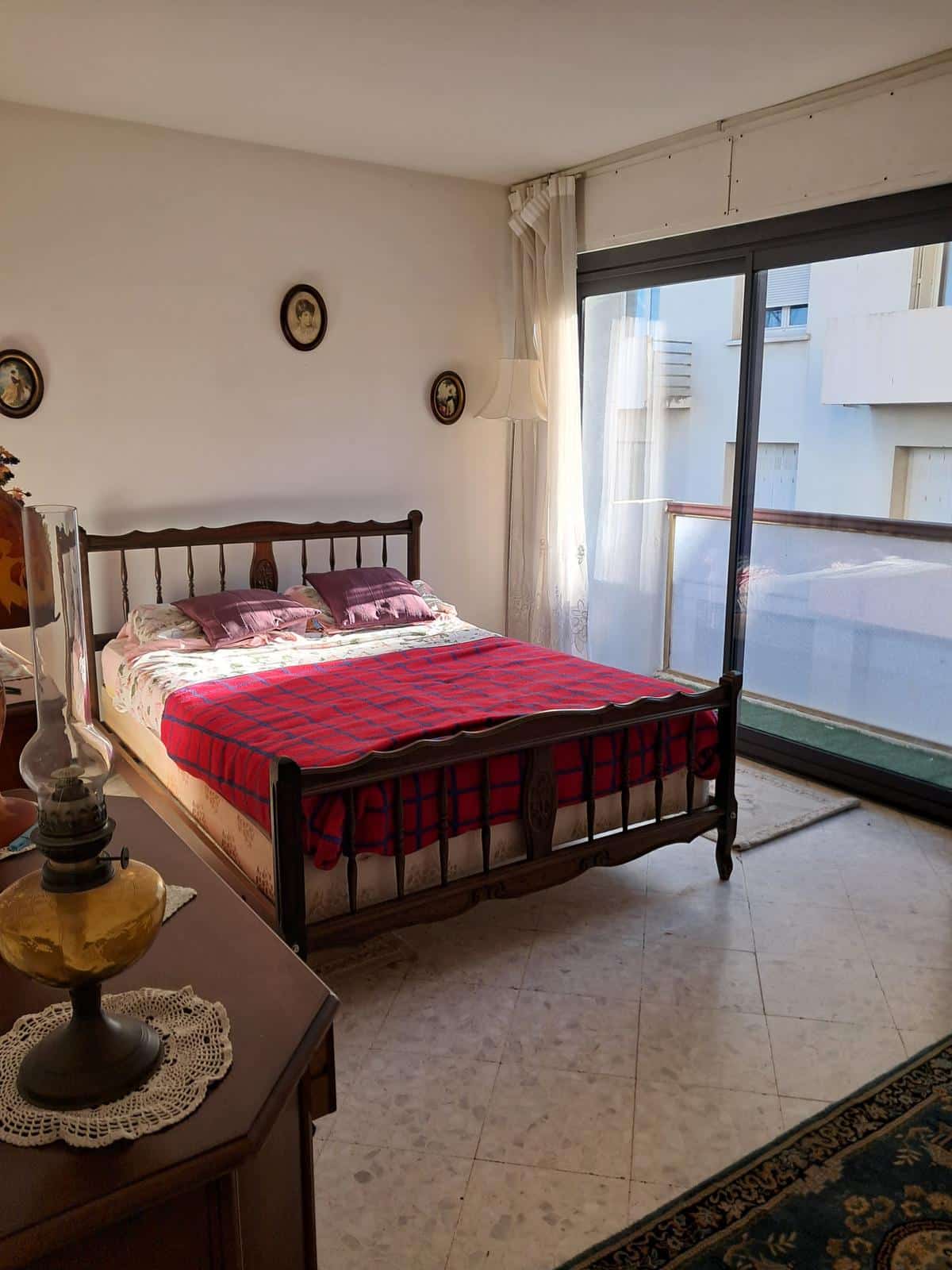 SPACIEUX ET LUMINEUX T5 QUARTIER JEAN JAURES – CADEREAU