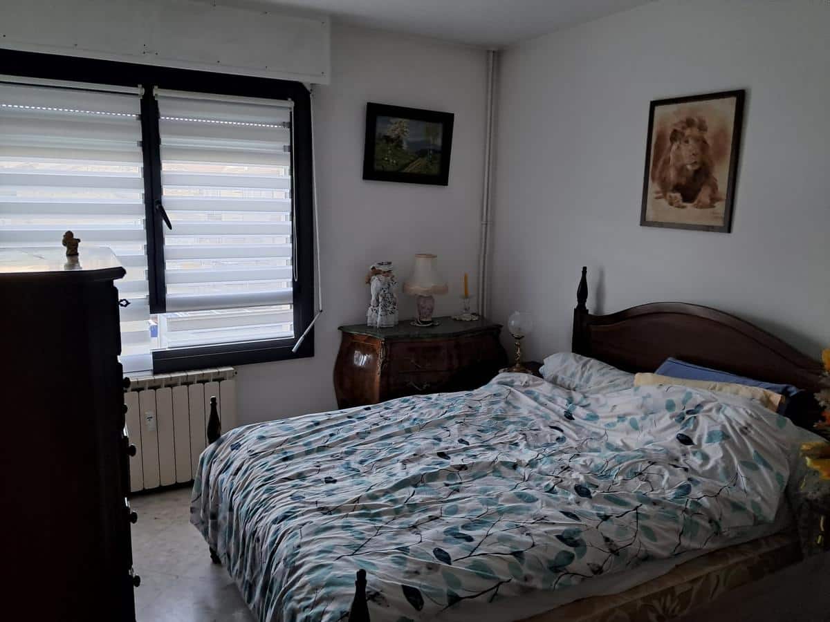 SPACIOUS AND BRIGHT T5 JEAN JAURES AREA – CADEREAU