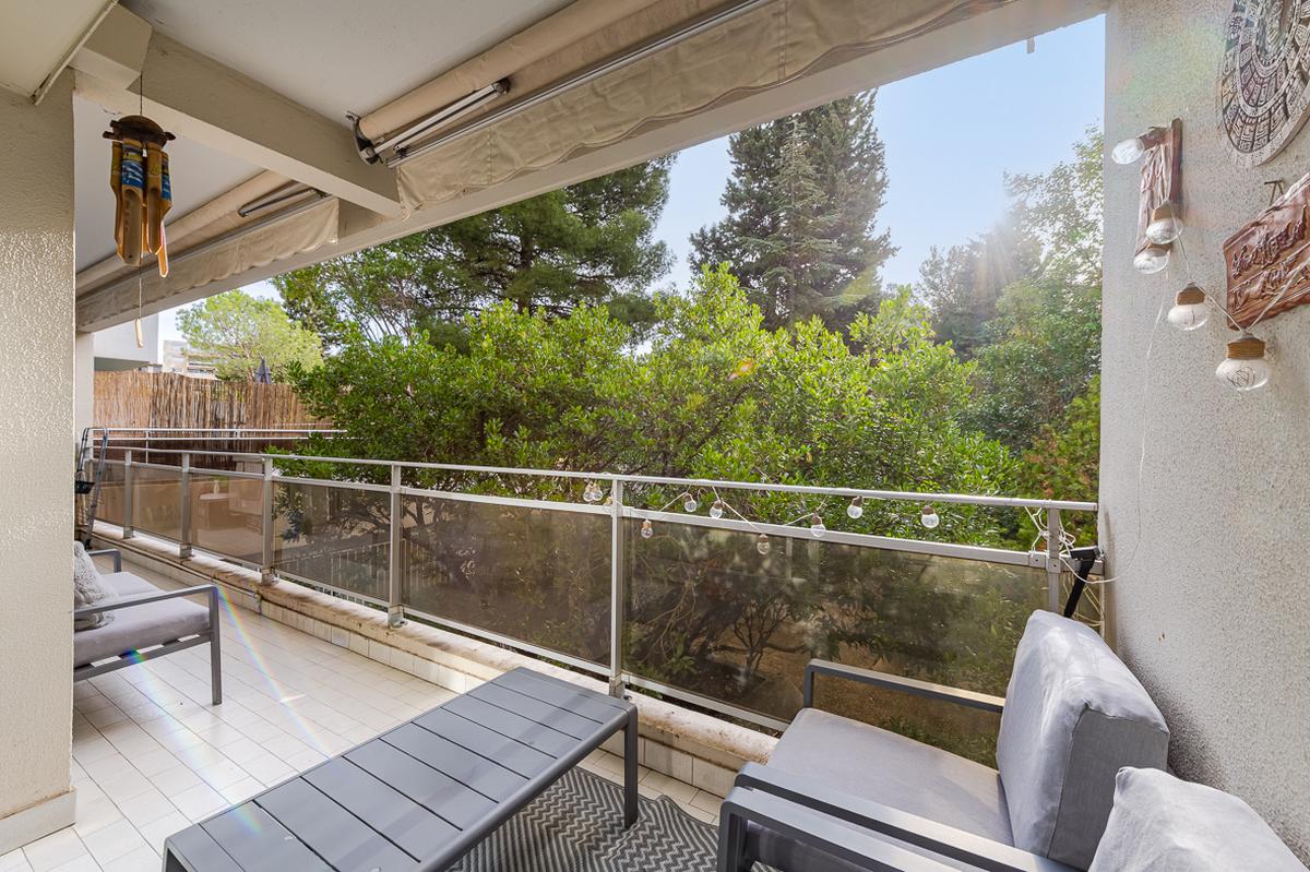 Type 4 de 114,65 m2 avec terrasse de 14,75 m2...