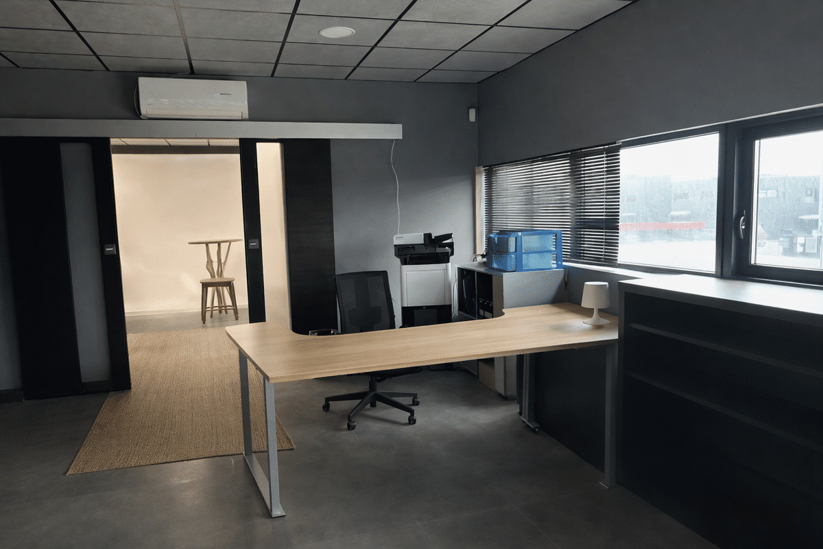 330m2 business premises – Pelissanne