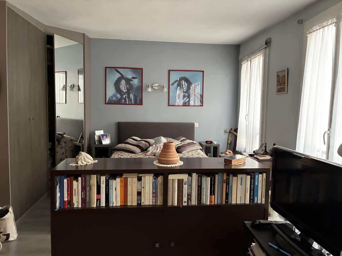 3rd year Arts and Crafts/Rue des Gravilliers: Large studio on