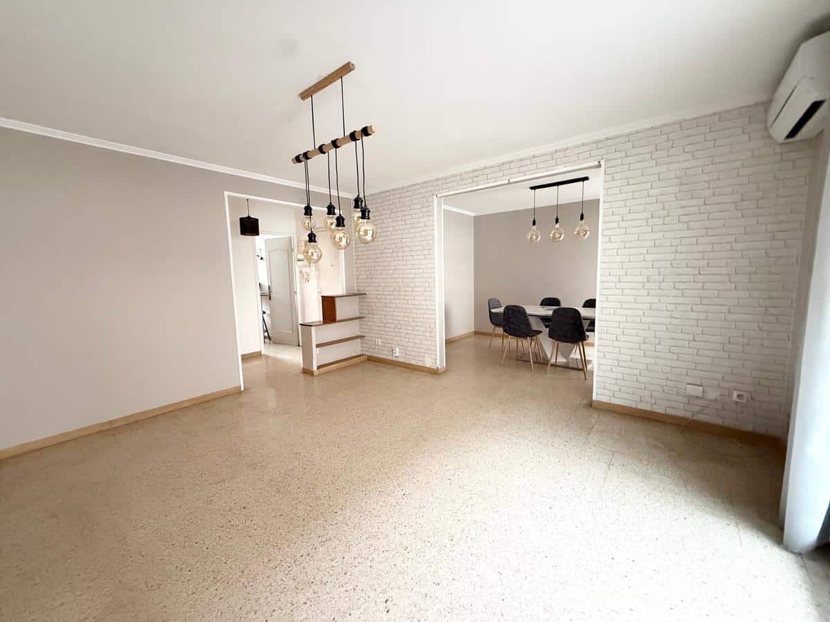 Type 3/4 of 78 m2 Marseille 10émé