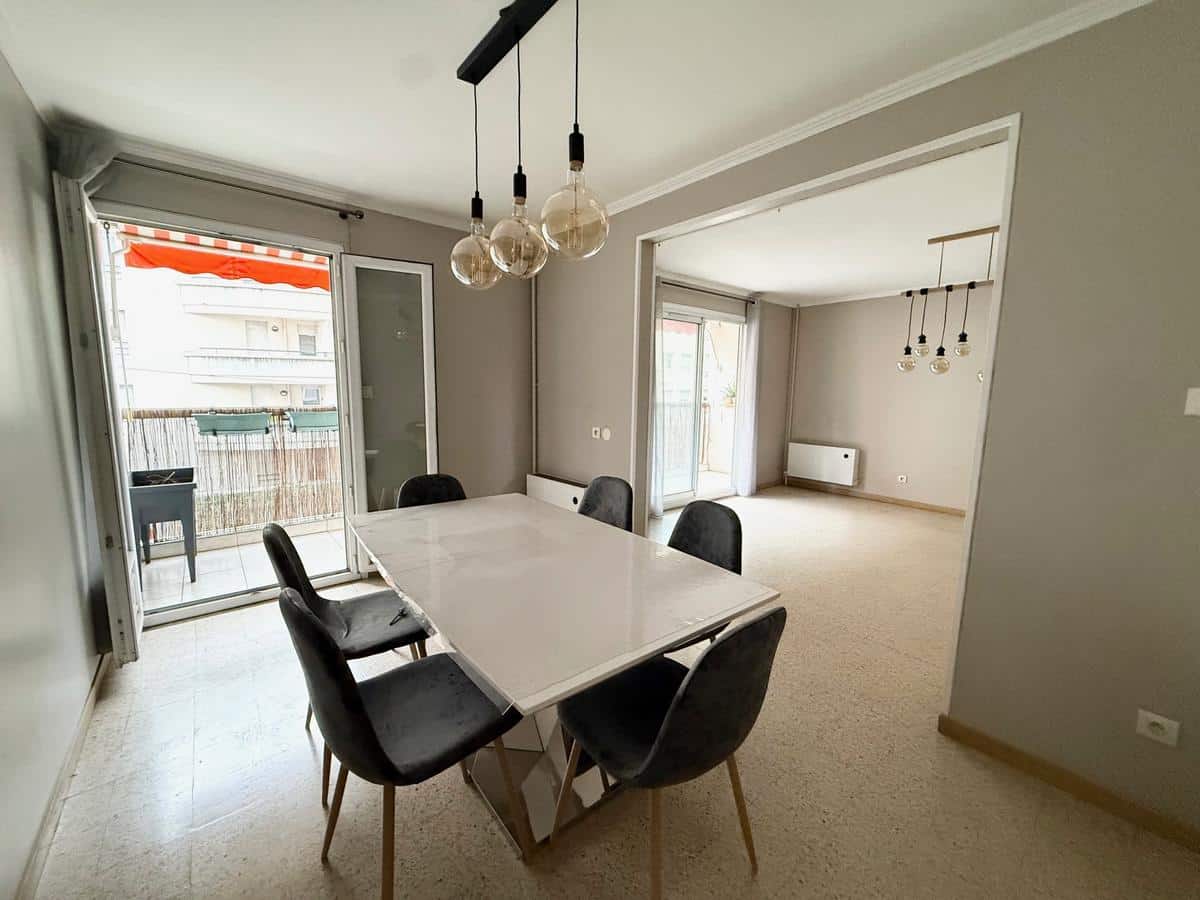 Type 3/4 of 78 m2 Marseille 10émé