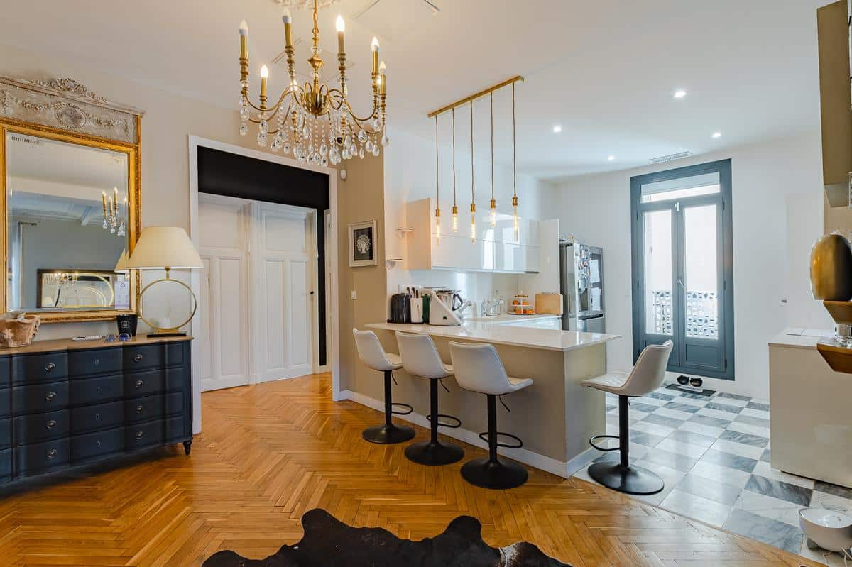 Type 3 of 109 m2 Marseille 8th